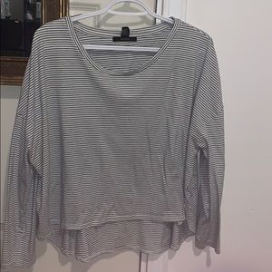 Hi-lo cropped long sleeve